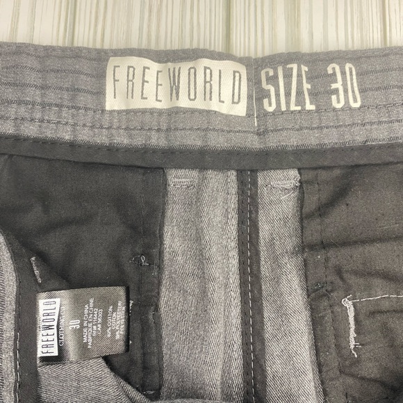 Men’s Freeworld Shorts Size 30 - Picture 2 of 4